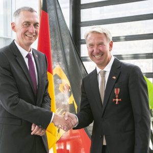 Verleihung des Bundesverdienstkreuzes an Honorarkonsul Dietmar Czernich